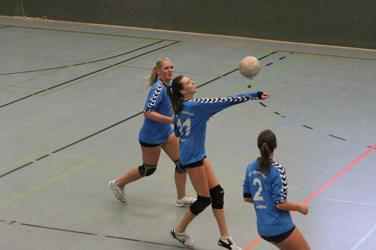 Bild 13 - U18w 2.Tag am 3.12.11